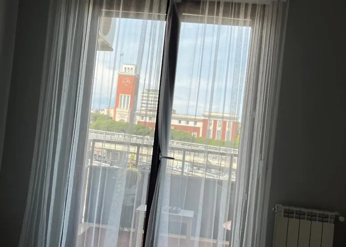 Sun-kissed Seaside Retreat: Your Getaway 3* Pescara