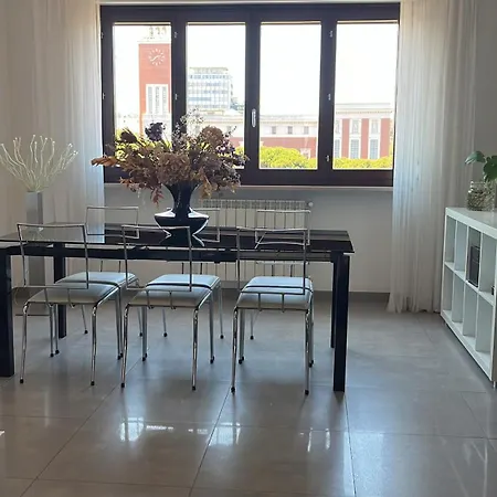 Sun-kissed Seaside Retreat: Your Getaway Affittacamere Pescara