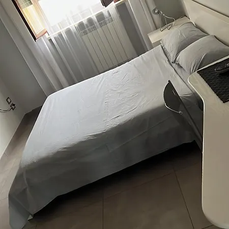 Sun-kissed Seaside Retreat: Your Getaway 3*