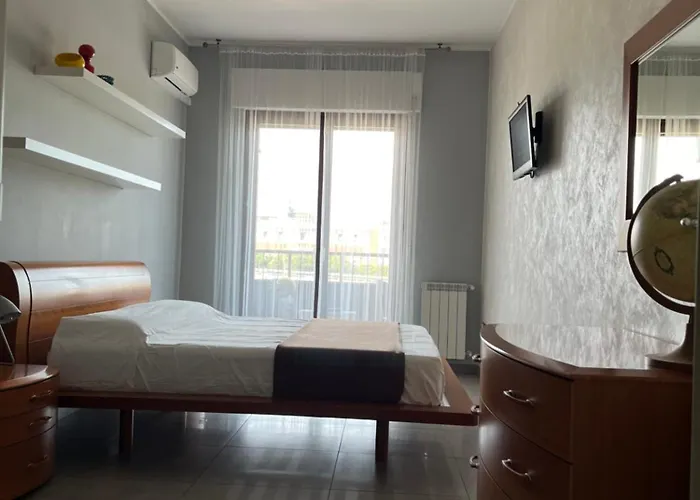 Gasthuis Sun-kissed Seaside Retreat: Your Getaway Pescara